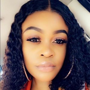 Meet your Posher, Chanise